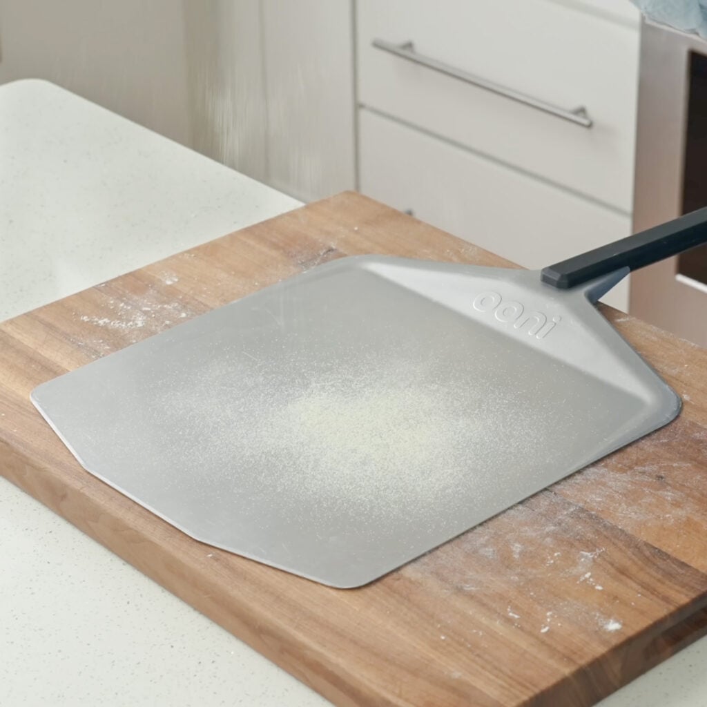 semolina dusted pizza peel