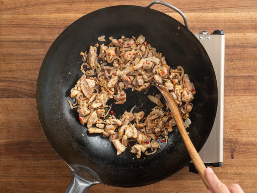 worked chicken thigh in wok