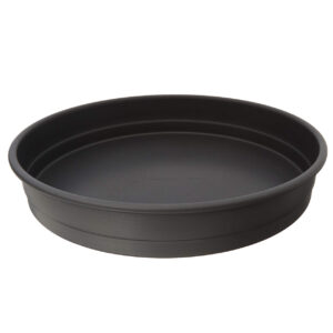 black deep dish pan